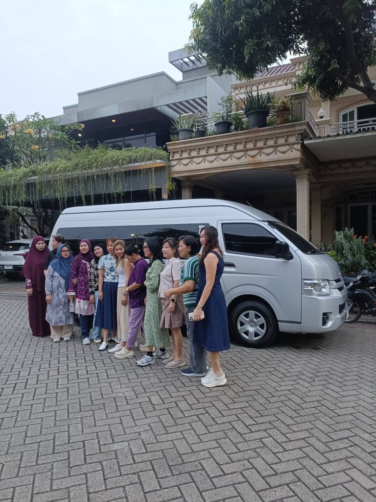 Rental Hiace Murah dan Terpercaya